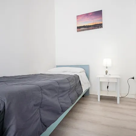Libeccio A 300m Dalla Apartament